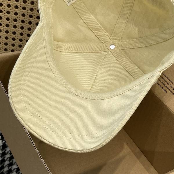 Miu Miu Hat MUH00197